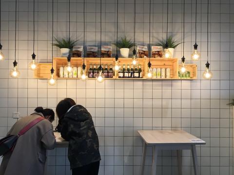 Modern lighting setup in cozy café-style space